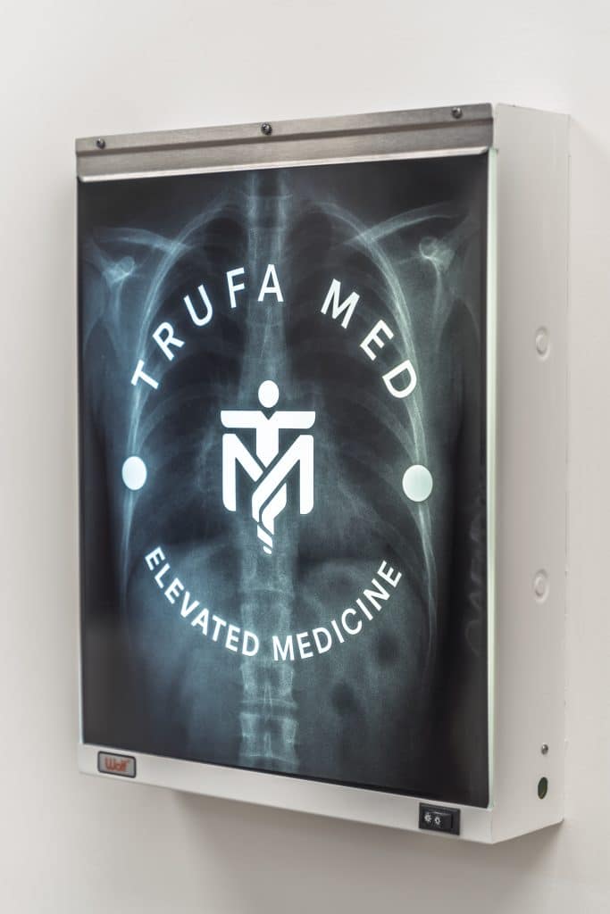 TrufaMED digital X-ray imaging equipment for walk-in diagnostics