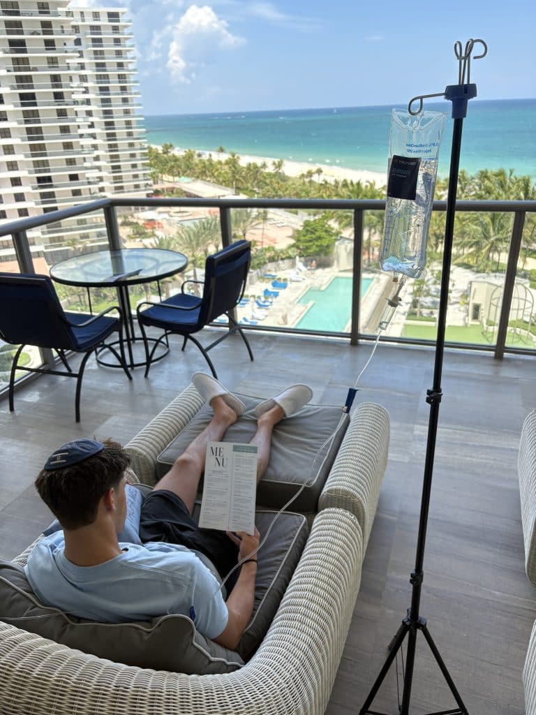 TrufaMED physician providing sports physicals and mobile doctor visits in Miami